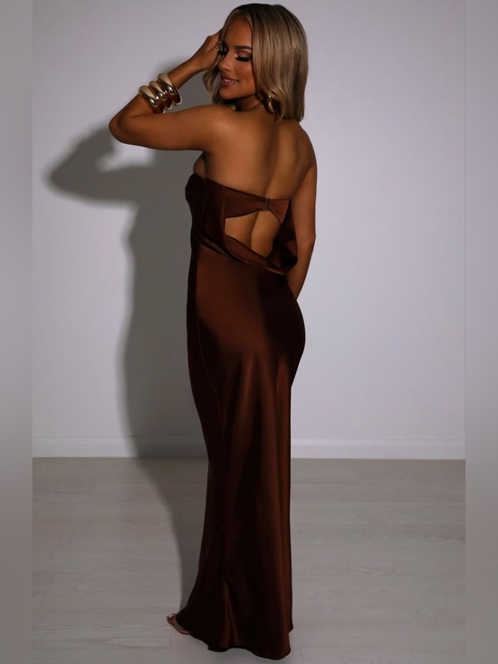 babyboo Dresses & Skirts - Babyboo Rheanna Maxi Dress in Chocolate
